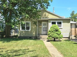 24 Huber Boulevard, Hobart, IN 46342