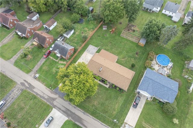 132 32nd Street SE, Canton, OH 44707