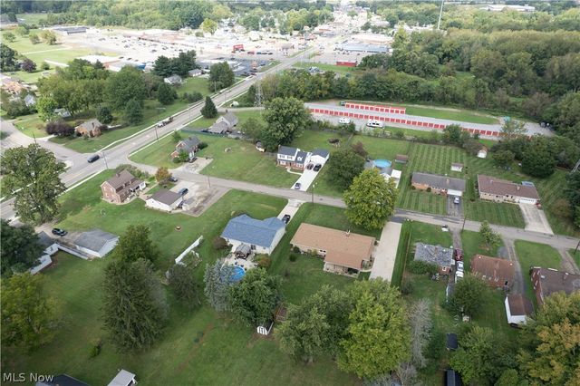 132 32nd Street SE, Canton, OH 44707