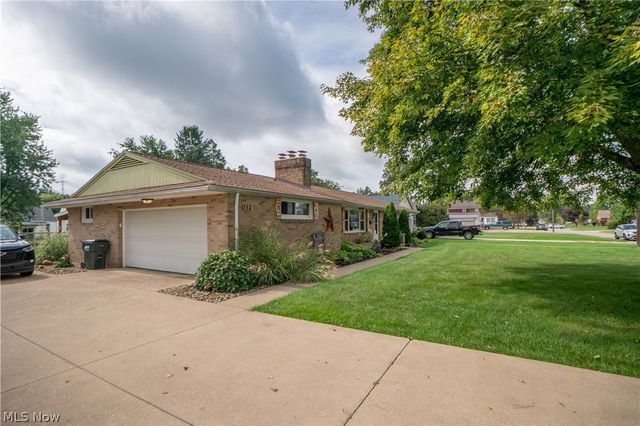 132 32nd Street SE, Canton, OH 44707
