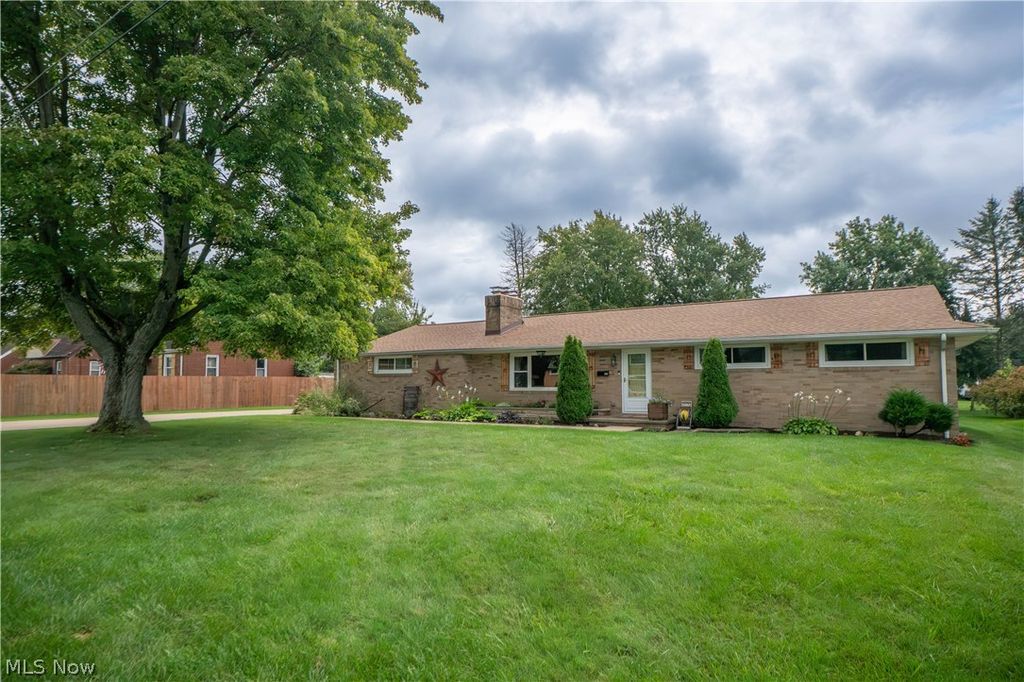 132 32nd Street SE, Canton, OH 44707
