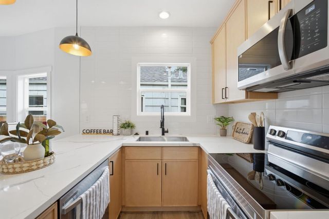 1809 Channing Way, Berkeley, CA 94703
