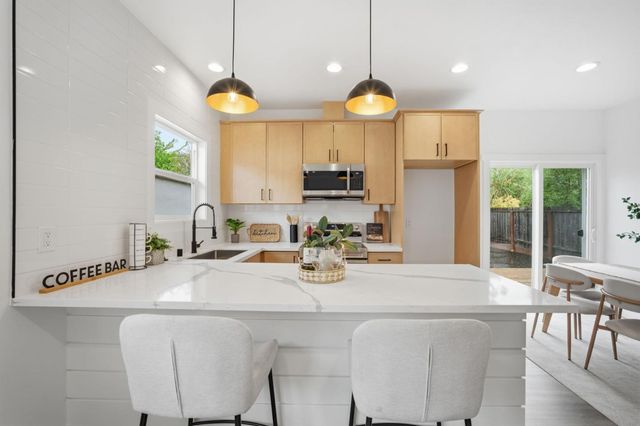 1809 Channing Way, Berkeley, CA 94703
