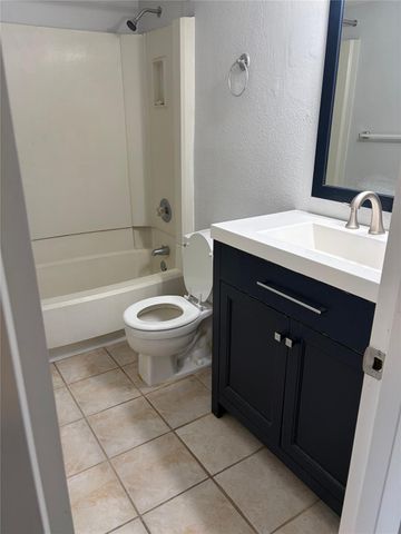 4747 Allendale Road 42, Houston, TX 77017