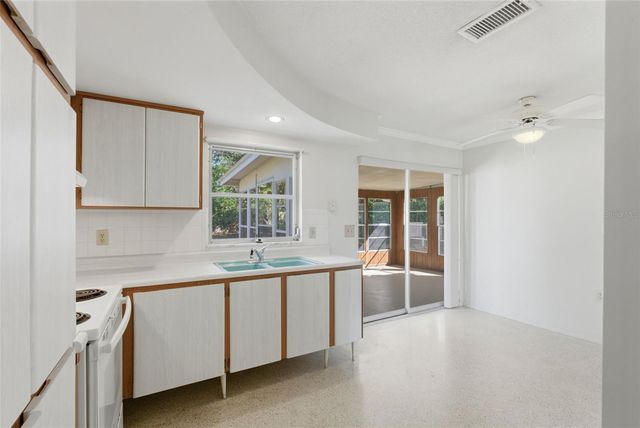 975 GULF VIEW BOULEVARD, Dunedin, FL 34698