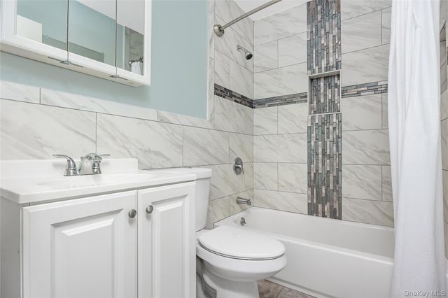 1777 Roberta Lane, Merrick, NY 11566