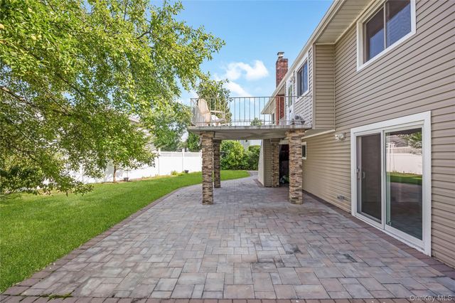 1777 Roberta Lane, Merrick, NY 11566