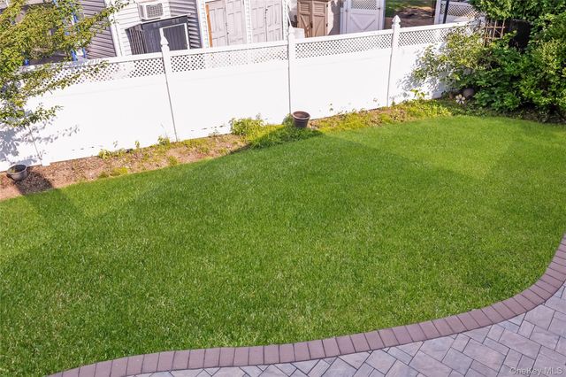 1777 Roberta Lane, Merrick, NY 11566