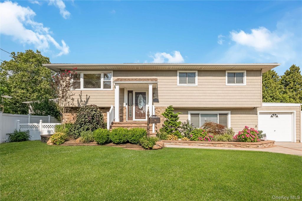 1777 Roberta Lane, Merrick, NY 11566
