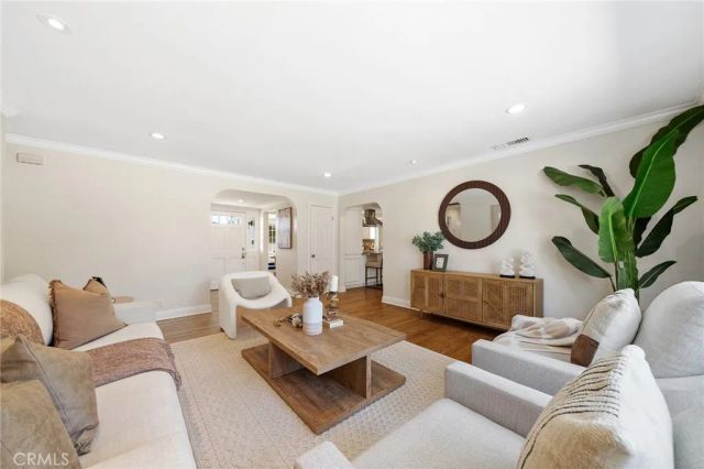 1240 S 9th, Arcadia, CA 91006