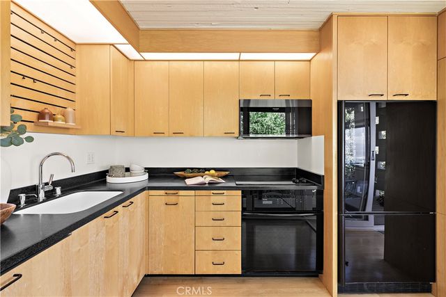 401 Ledroit, Laguna Beach, CA 92651