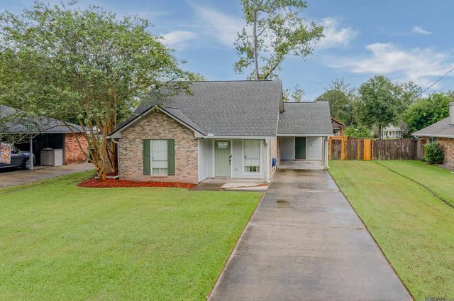 13134 She Lee Place Rd, Gonzales, LA 70737