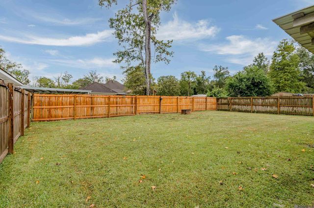 13134 She Lee Place Rd, Gonzales, LA 70737