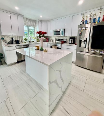 3464 NW 26th Avenue, Boca Raton, FL 33434