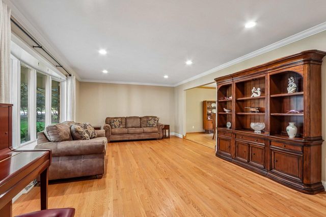 N66W31175 Chenequa CIRCLE, Hartland, WI 53029