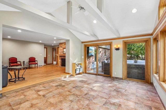 N66W31175 Chenequa CIRCLE, Hartland, WI 53029
