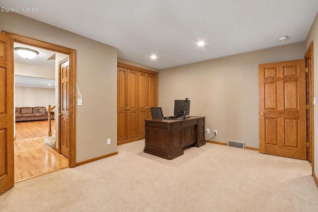 N66W31175 Chenequa CIRCLE, Hartland, WI 53029