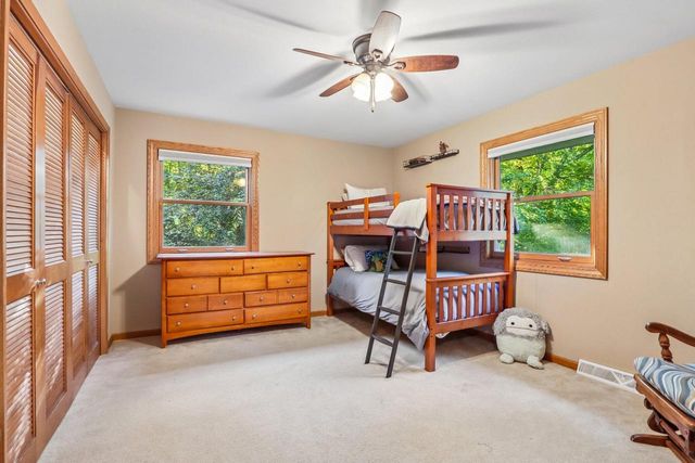 N66W31175 Chenequa CIRCLE, Hartland, WI 53029