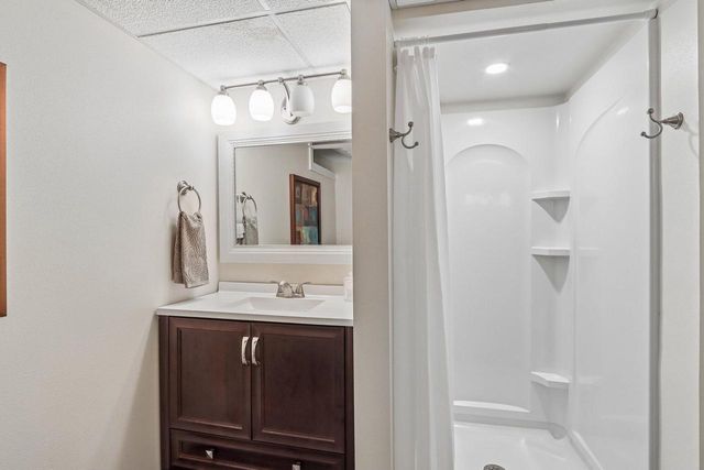 N66W31175 Chenequa CIRCLE, Hartland, WI 53029