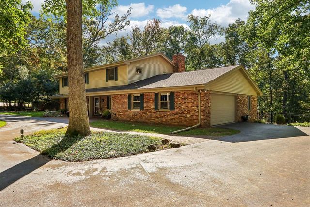 N66W31175 Chenequa CIRCLE, Hartland, WI 53029
