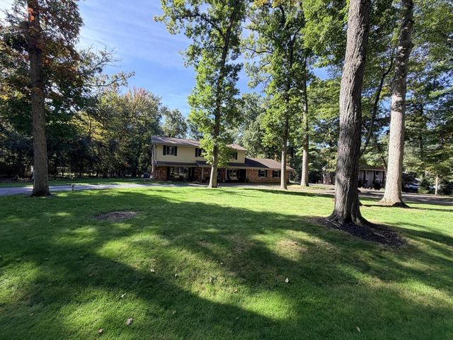 N66W31175 Chenequa CIRCLE, Hartland, WI 53029