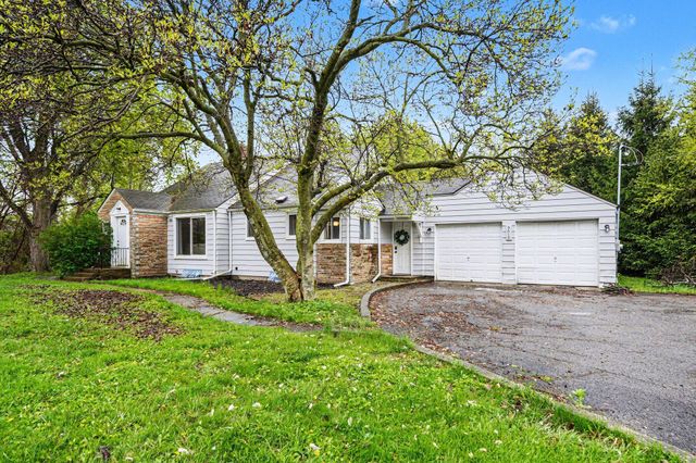 5610 Cascade Road Se, Cascade Twp, MI 49546