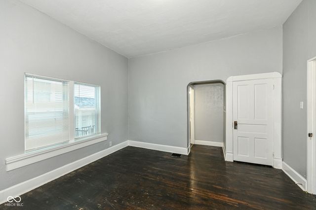 22 S Belleview Place, Indianapolis, IN 46222