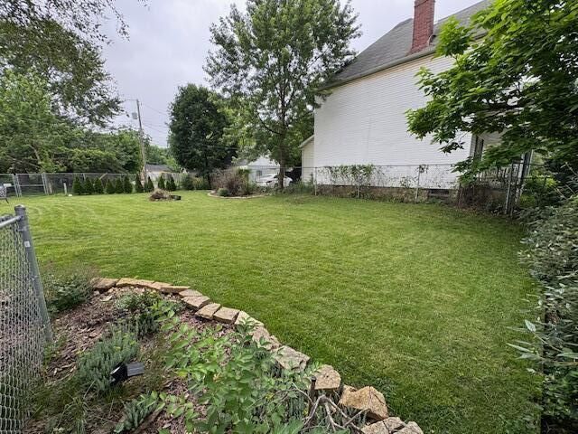 69 E Woodrow Avenue, Columbus, OH 43207