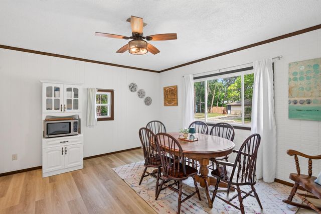 8326 Glenbrook Avenue S, Cottage Grove, MN 55016