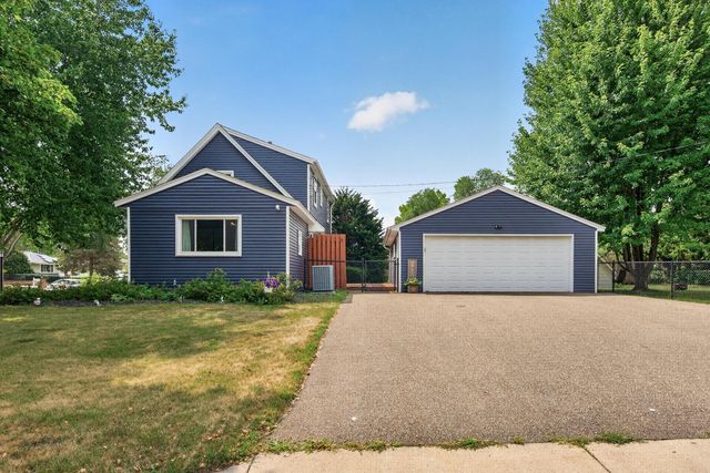 8326 Glenbrook Avenue S, Cottage Grove, MN 55016