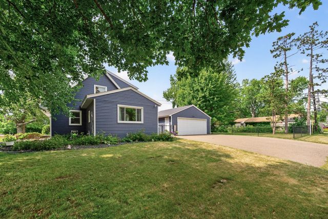 8326 Glenbrook Avenue S, Cottage Grove, MN 55016