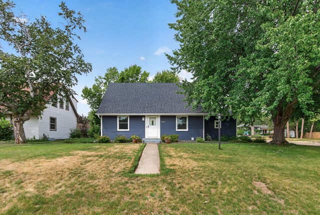 8326 Glenbrook Avenue S, Cottage Grove, MN 55016