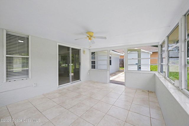 226 12th Street SW, Vero Beach, FL 32962