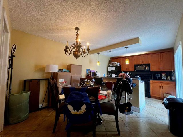 6207 62nd Way, West Palm Beach, FL 33409