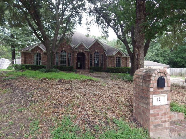 12 Robin Trail, Conroe, TX 77304