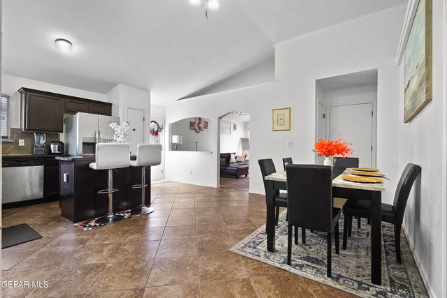 12733 RAUL MENDIOLA Lane, El Paso, TX 79938