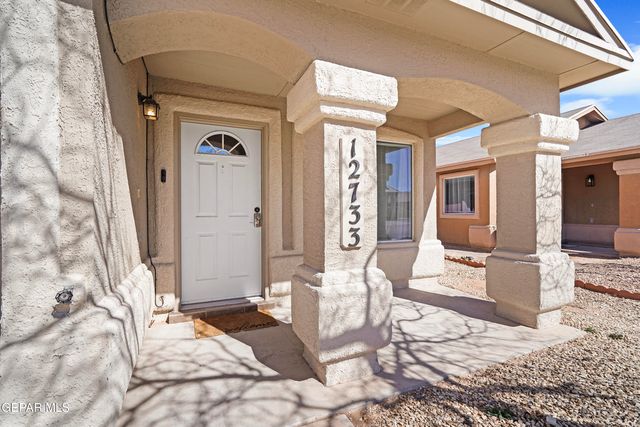 12733 RAUL MENDIOLA Lane, El Paso, TX 79938