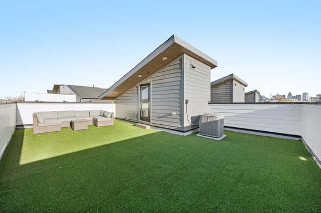 2206 Arroyo Avenue 101, Dallas, TX 75219