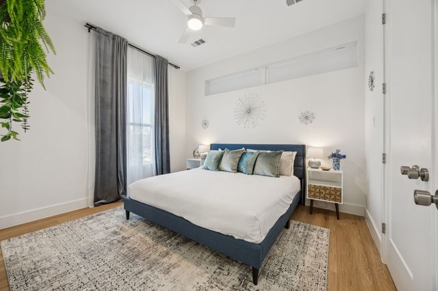 2206 Arroyo Avenue 101, Dallas, TX 75219