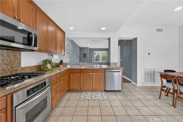 401 Calle Campanero, San Clemente, CA 92673