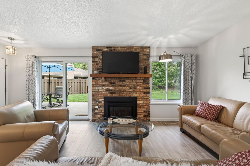 9601 Lonsdale Circle, Minnetonka, MN 55305 — photo 5