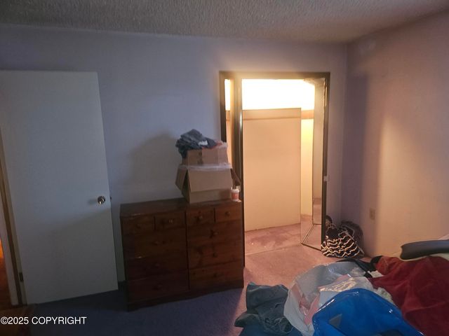 8400 George Court, Anchorage, AK 99516