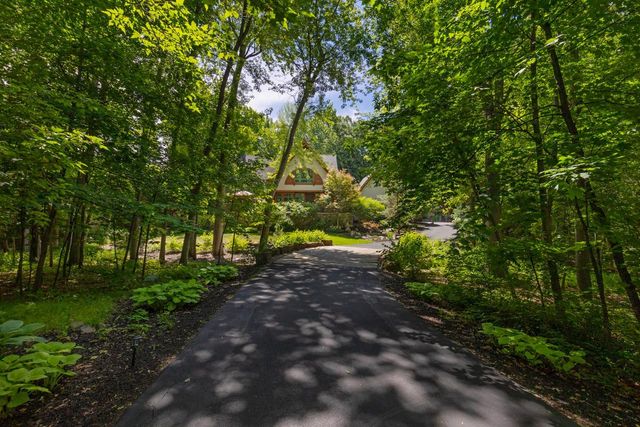 5955 Maple Forest, Minnetrista, MN 55364