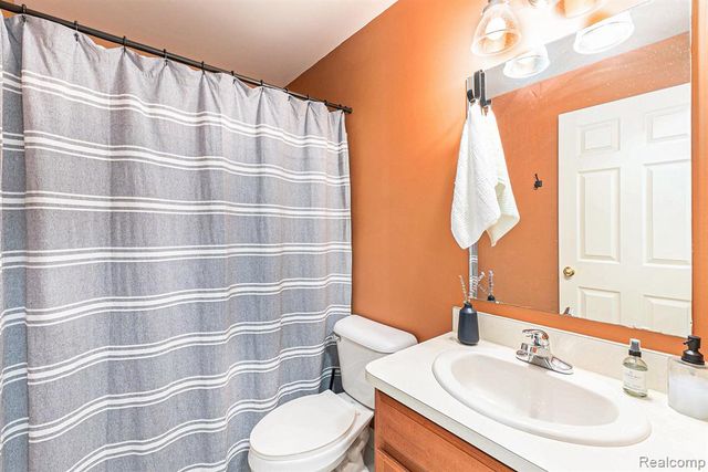 17102 Caitlin Circle, Commerce Twp, MI 48390