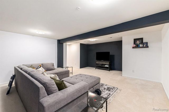 17102 Caitlin Circle, Commerce Twp, MI 48390