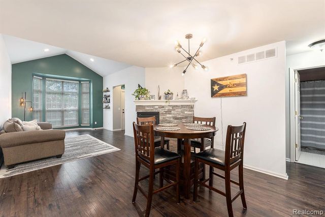 17102 Caitlin Circle, Commerce Twp, MI 48390