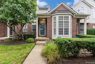 17102 Caitlin Circle, Commerce Twp, MI 48390