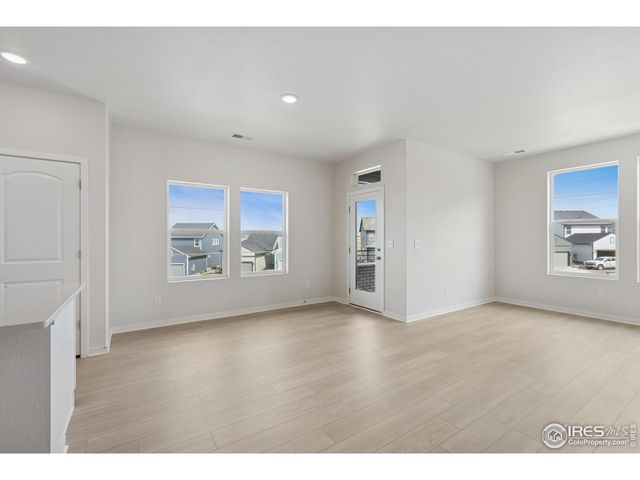 6335 Elk Pass Ln, Loveland, CO 80538