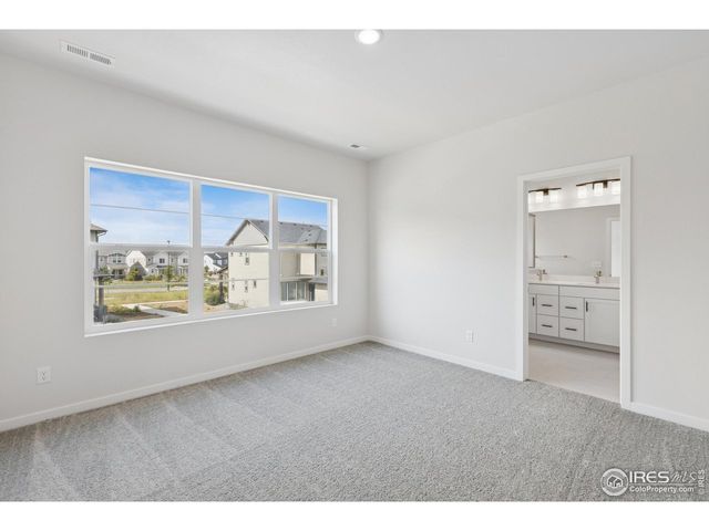 6335 Elk Pass Ln, Loveland, CO 80538