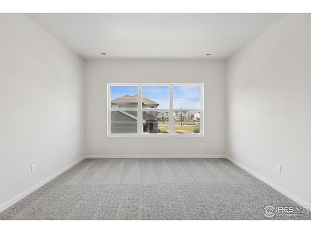 6335 Elk Pass Ln, Loveland, CO 80538